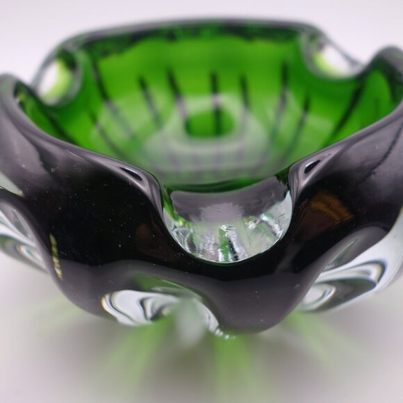 Nice Green Cigar Ash Tray - Picture 10 of 14